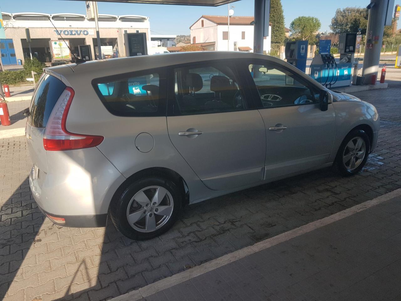 Renault Scenic Scénic 1.5 dCi 110CV 7 posti