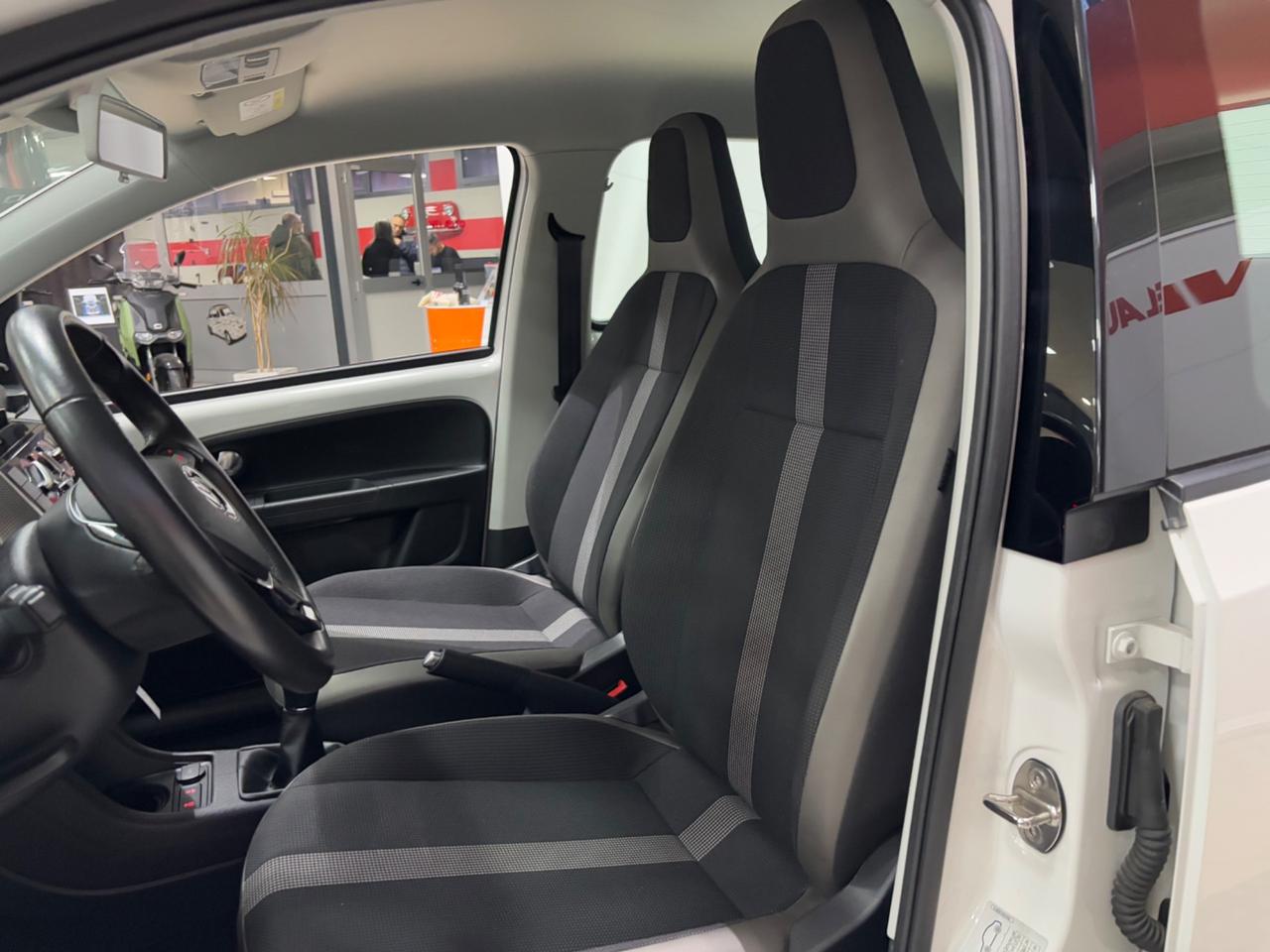 Volkswagen up! 1.0 TSI 90 CV 5p. high