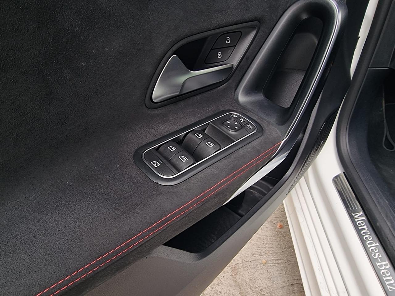 Mercedes-benz A 180 d Automatic Premium AMG "TETTO APRIBILE"