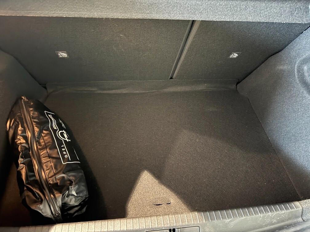 Opel Corsa 1.2 GS 75cv Led App Conn Black 16" Neopat