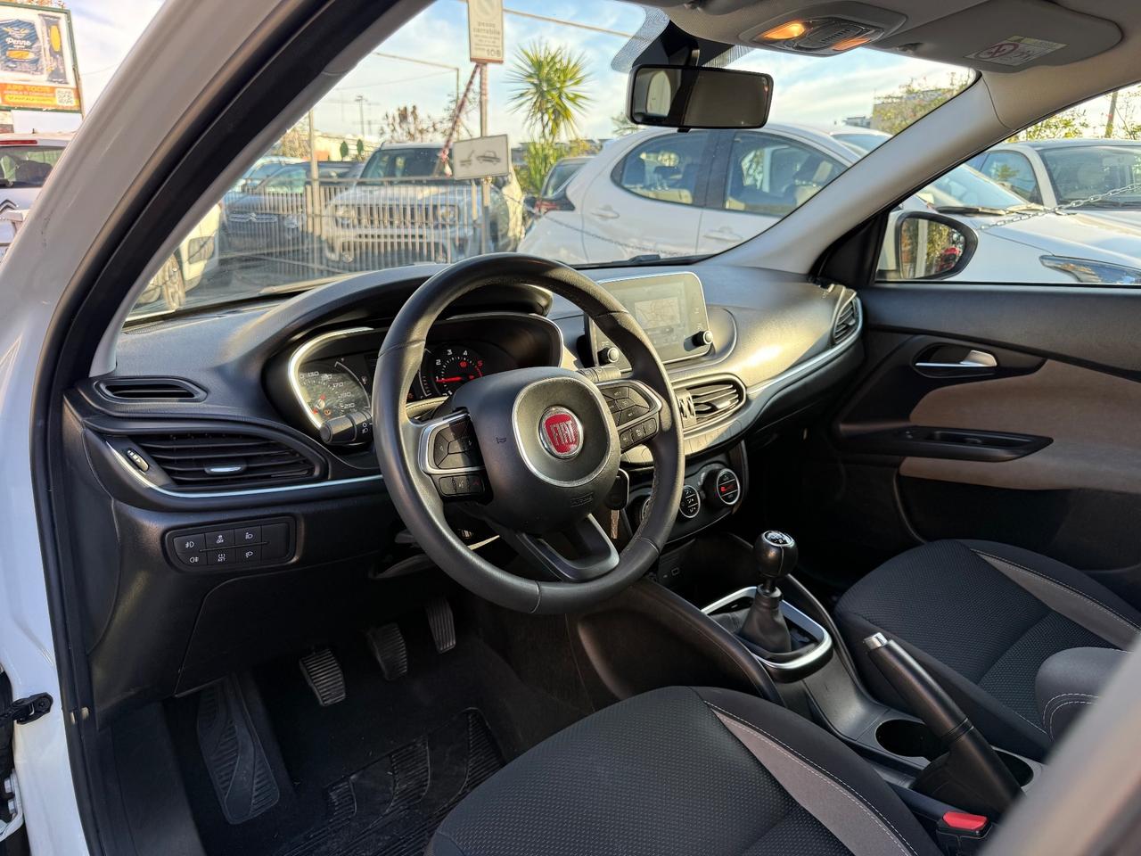 Fiat Tipo 1.6 Mjt S&S SW Lounge Navi Grande