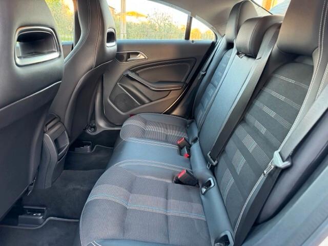 Mercedes-benz CLA 180 d Automatic Premium