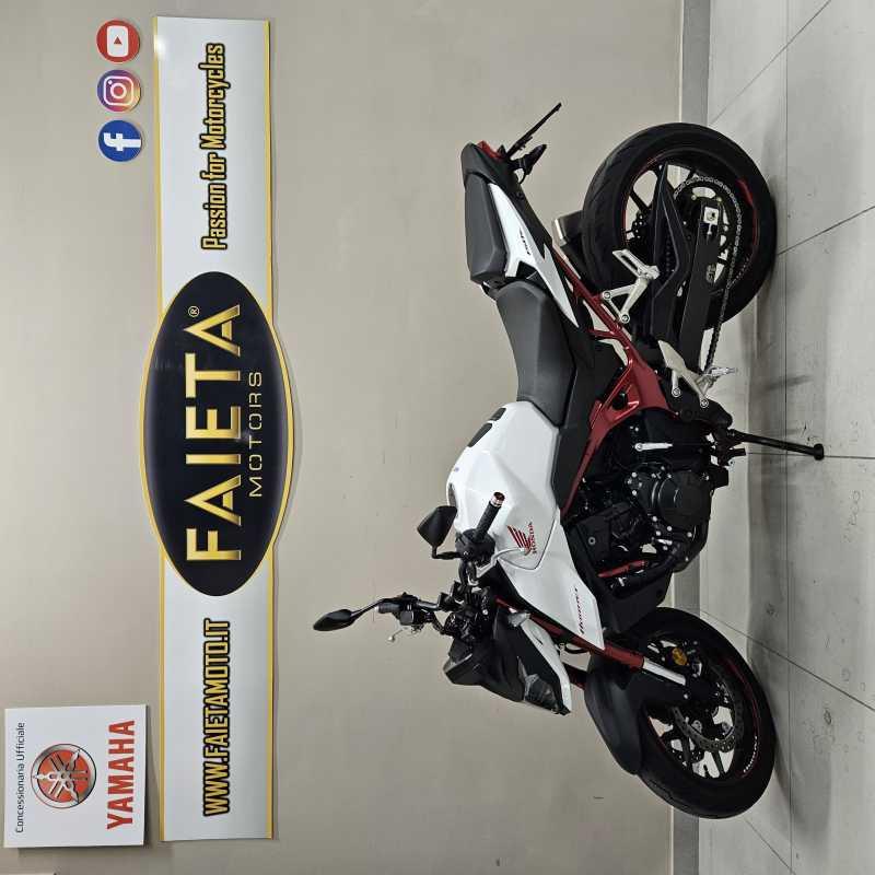 Honda CB 750 Hornet - 2023