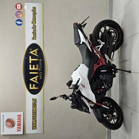Honda CB 750 Hornet - 2023