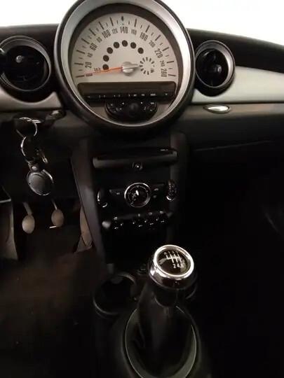 Mini 1.6 16V One (55kW)