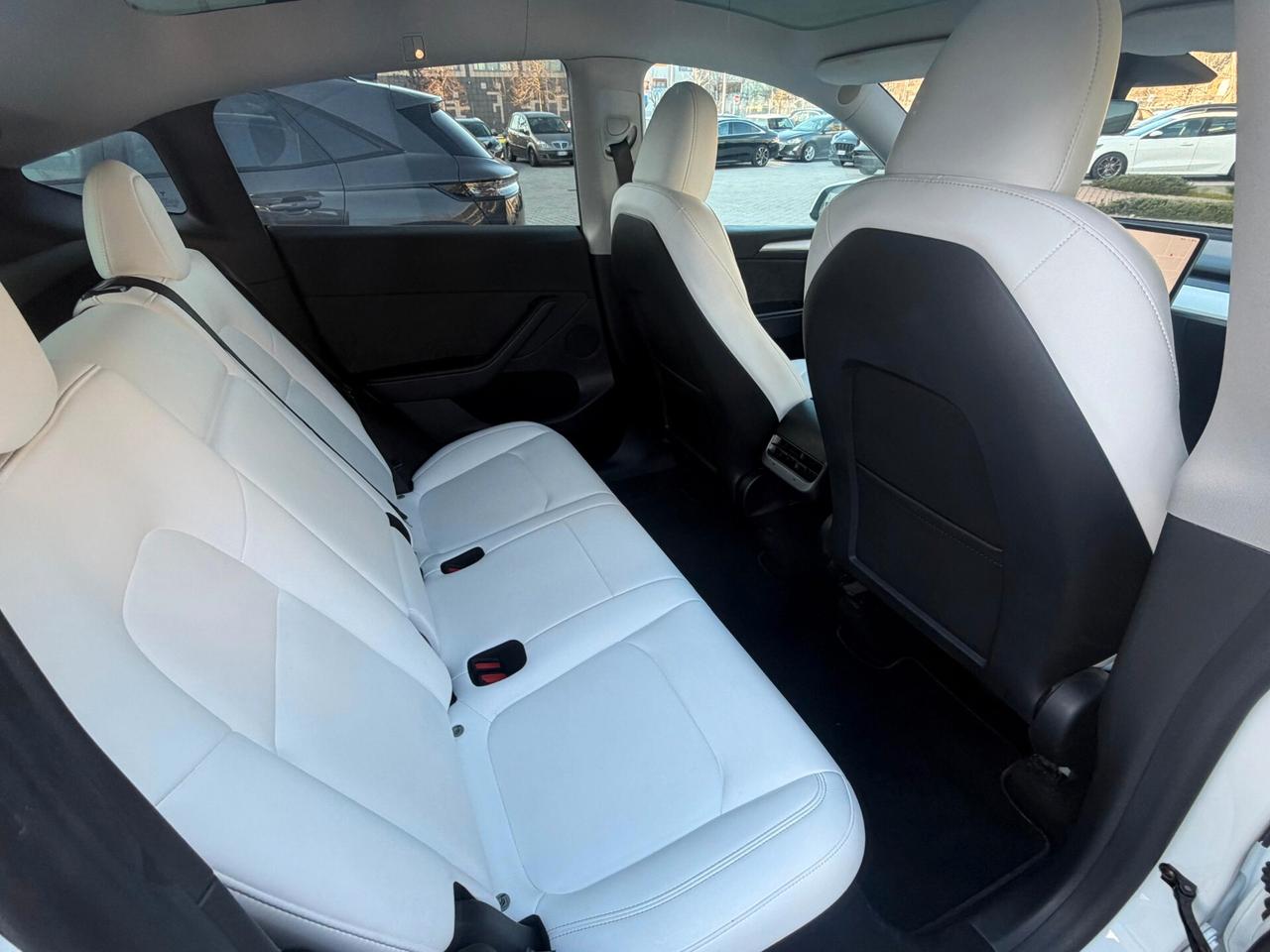 Tesla Model Y Long Range AWD IVA ESPOSTA