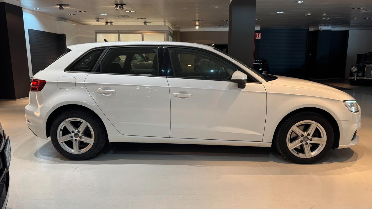 AUDI A3 SPB 1.6 DIESEL 116CV ADMIRED- 2018