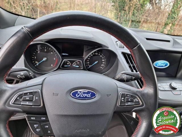 FORD Kuga 2.0 TDCI 180 CV S&S 4WD ST-Line Xeno Navi