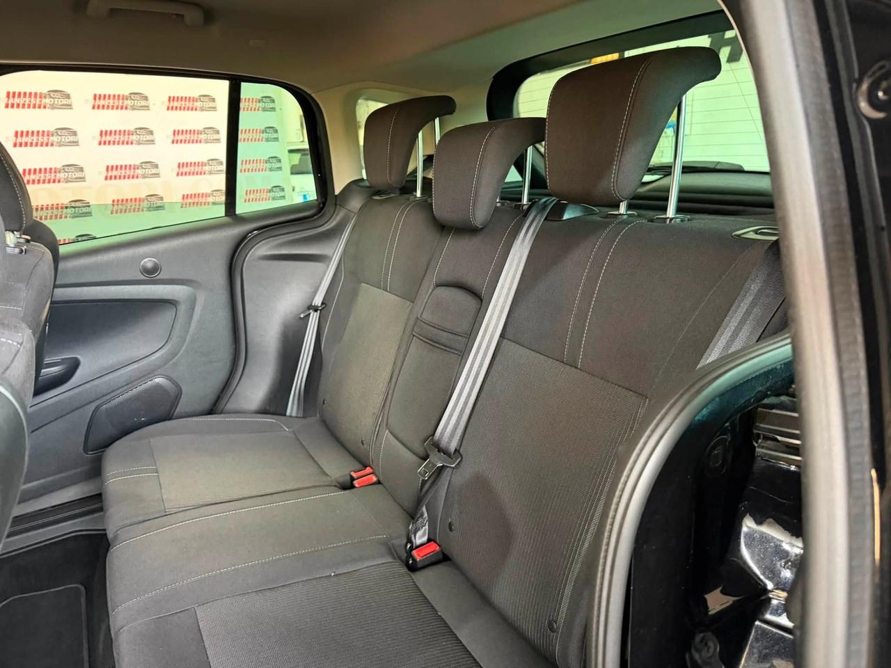 Ford B-Max 1.5 TDCi 75 CV Titanium