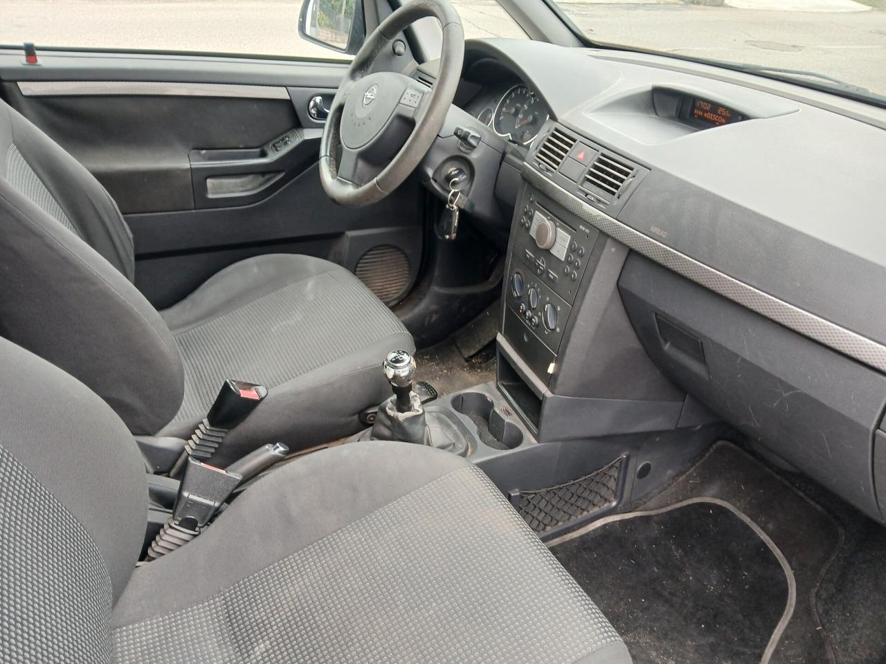 Renault Clio 1.2