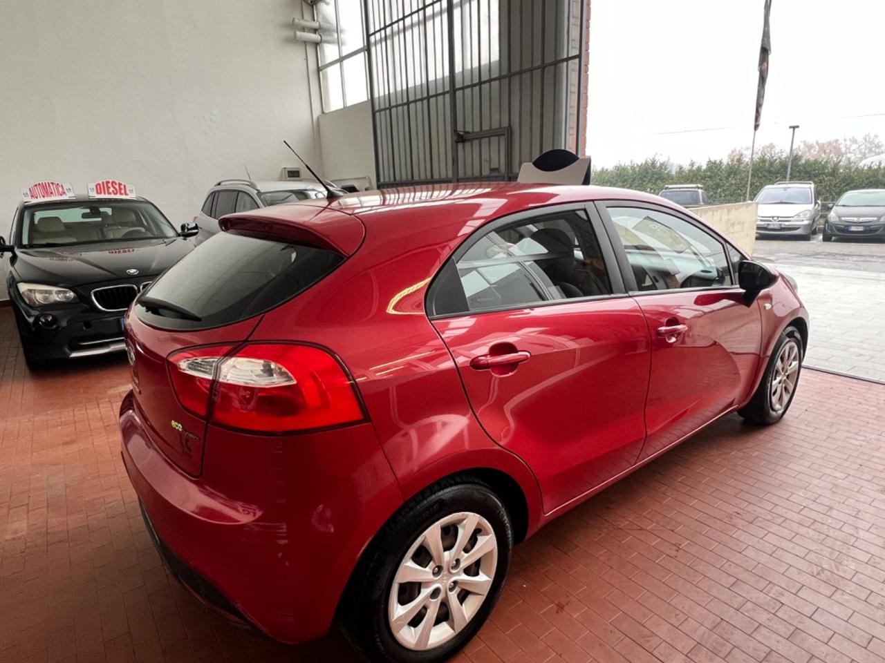 Kia Rio 1.1 CRDi WGT 5p. EX