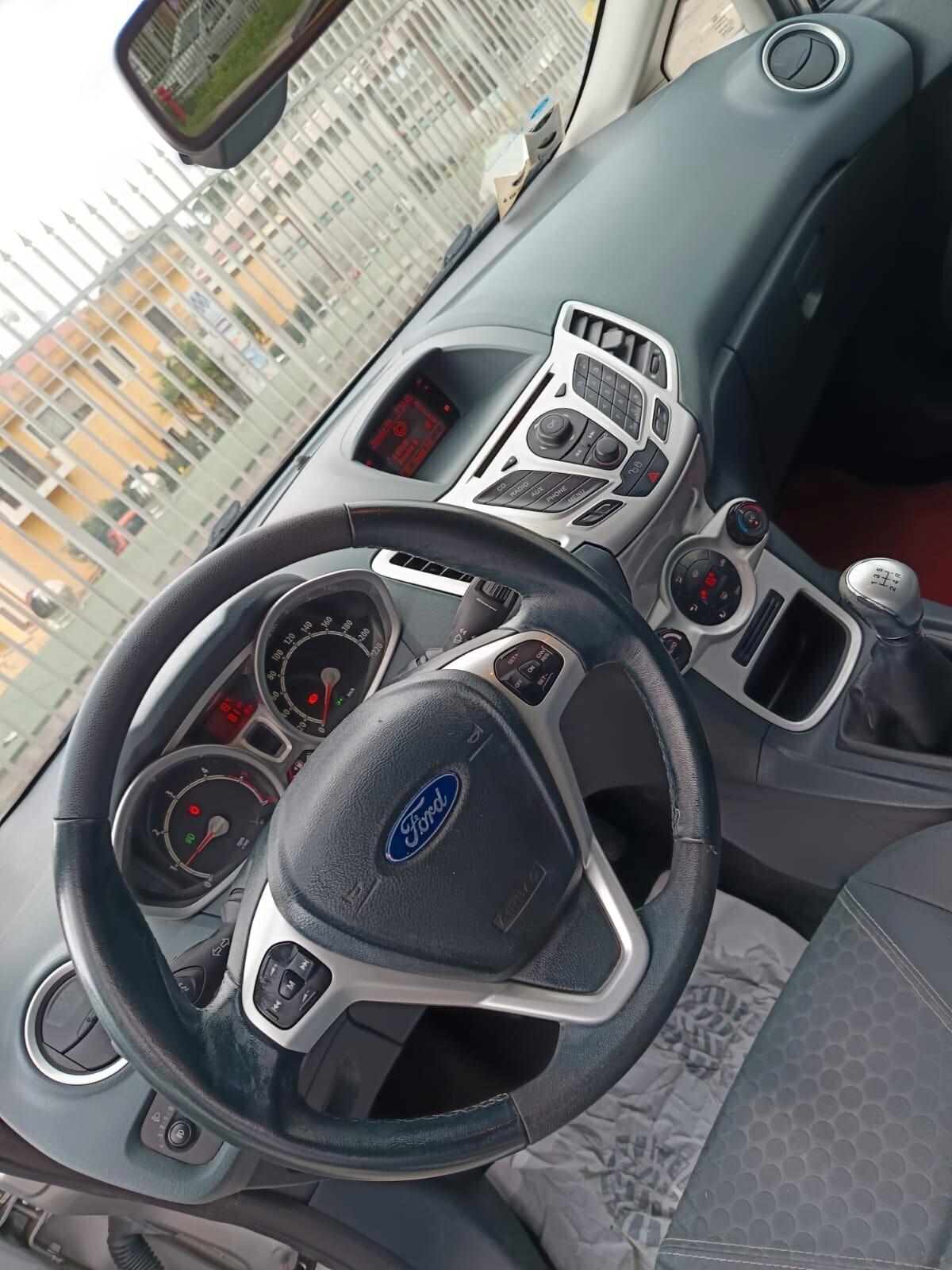 Ford Fiesta 1.4 TDCi 3p. Titanium