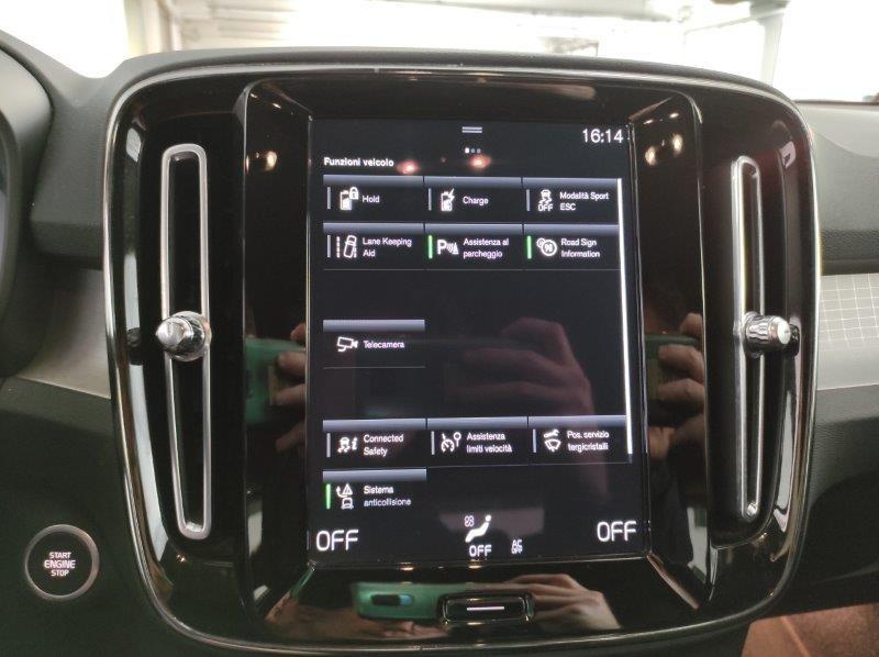 VOLVO XC40 (2017-->) - XC40 T4 Recharge Plug-in Hybrid Inscription Expression