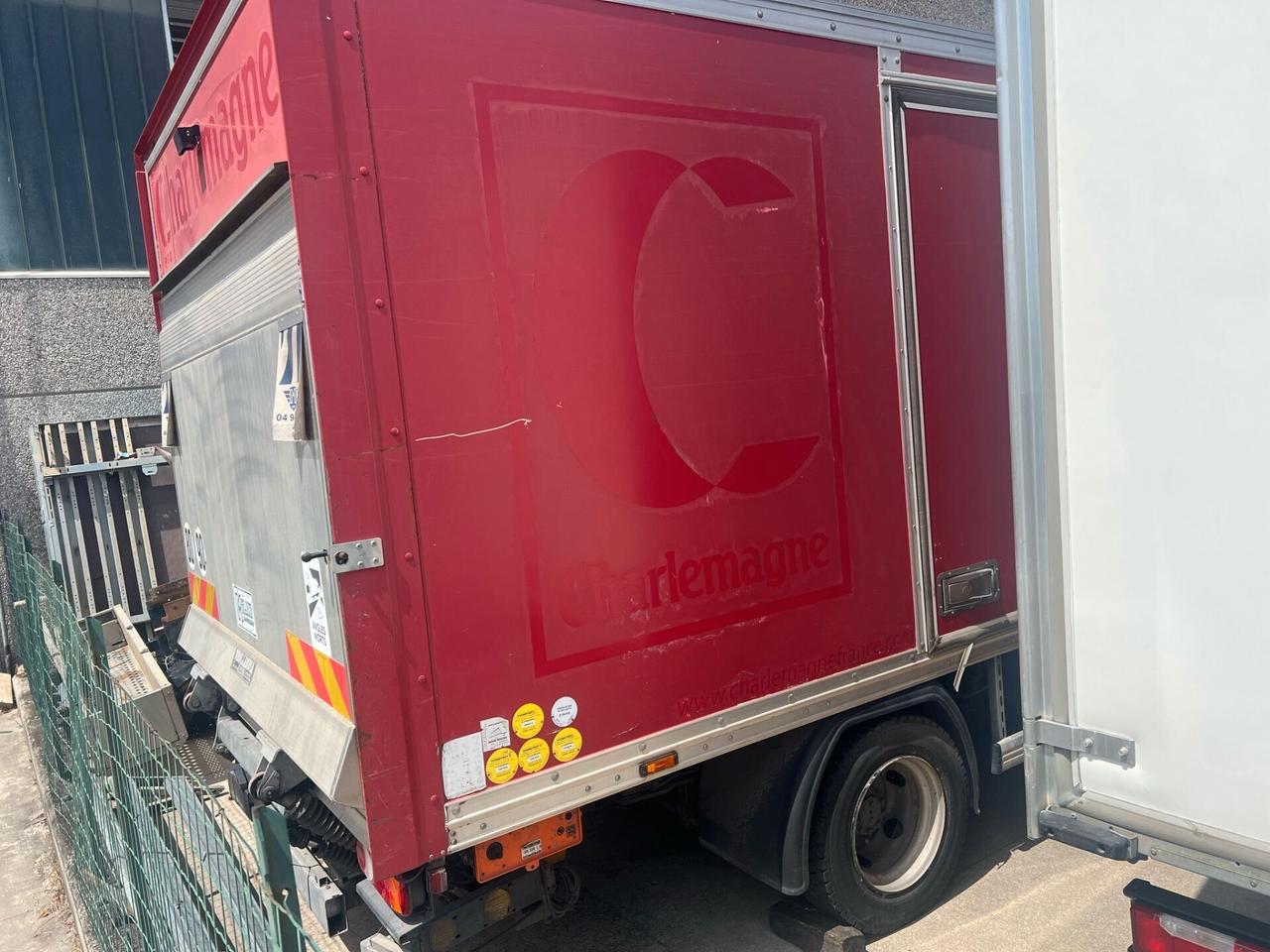 Renault Trucks D 7.5 *motore rotto*