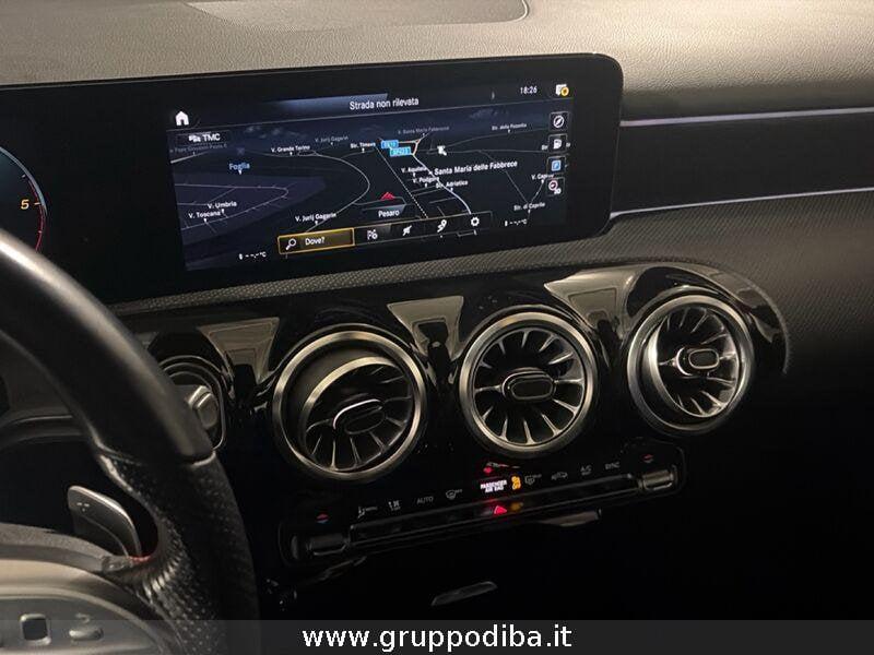 Mercedes-Benz Classe A - W177 2018 Diesel A 180 d Premium auto