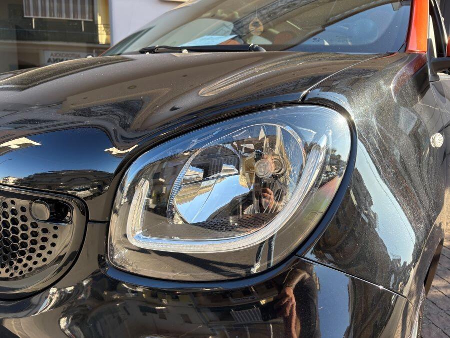 SMART FORFOUR 900 90 CV PASSION CERTIFICATA NUOVA
