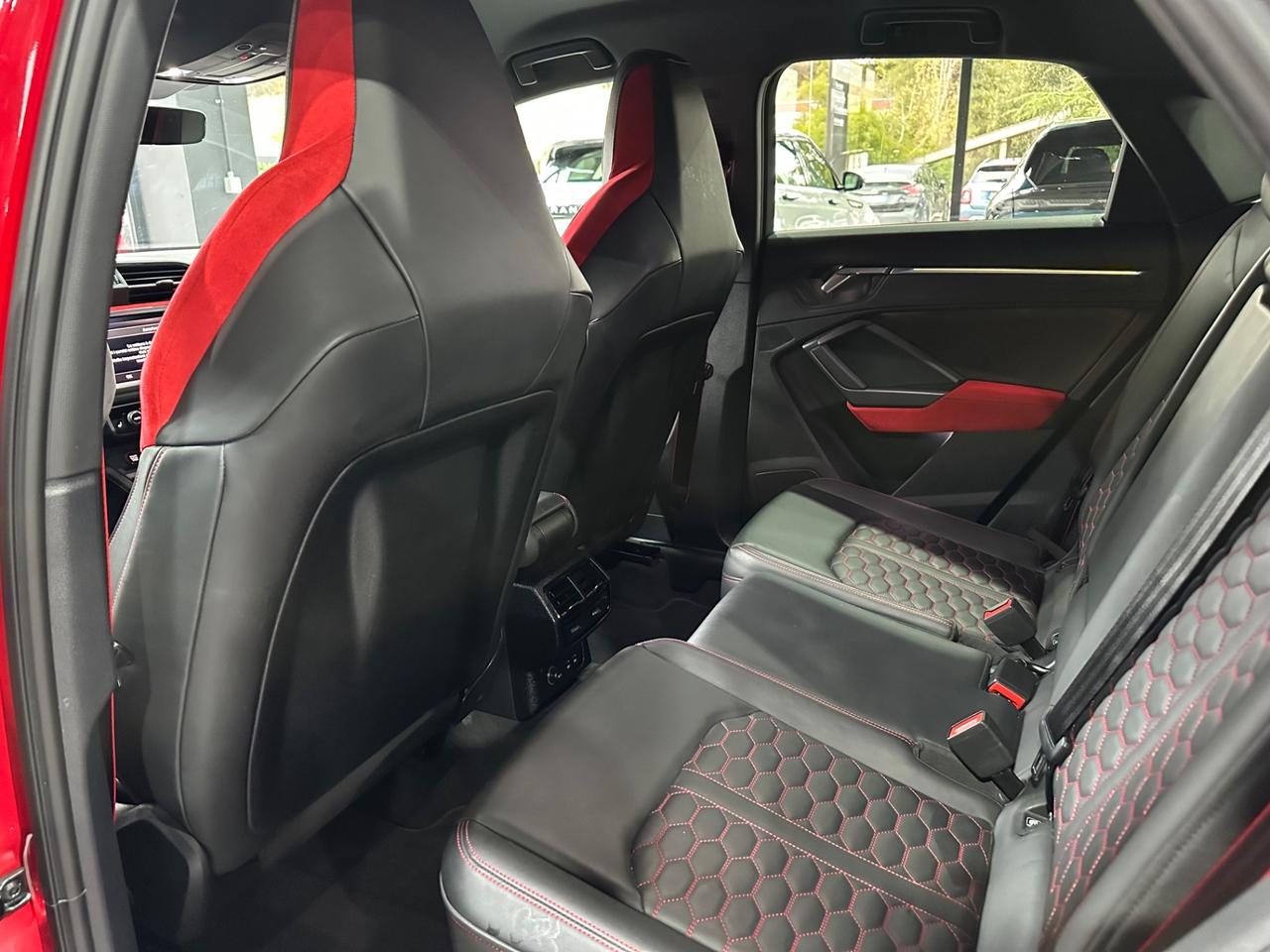 Audi Q3 RS SPB quattro S tronic identity black