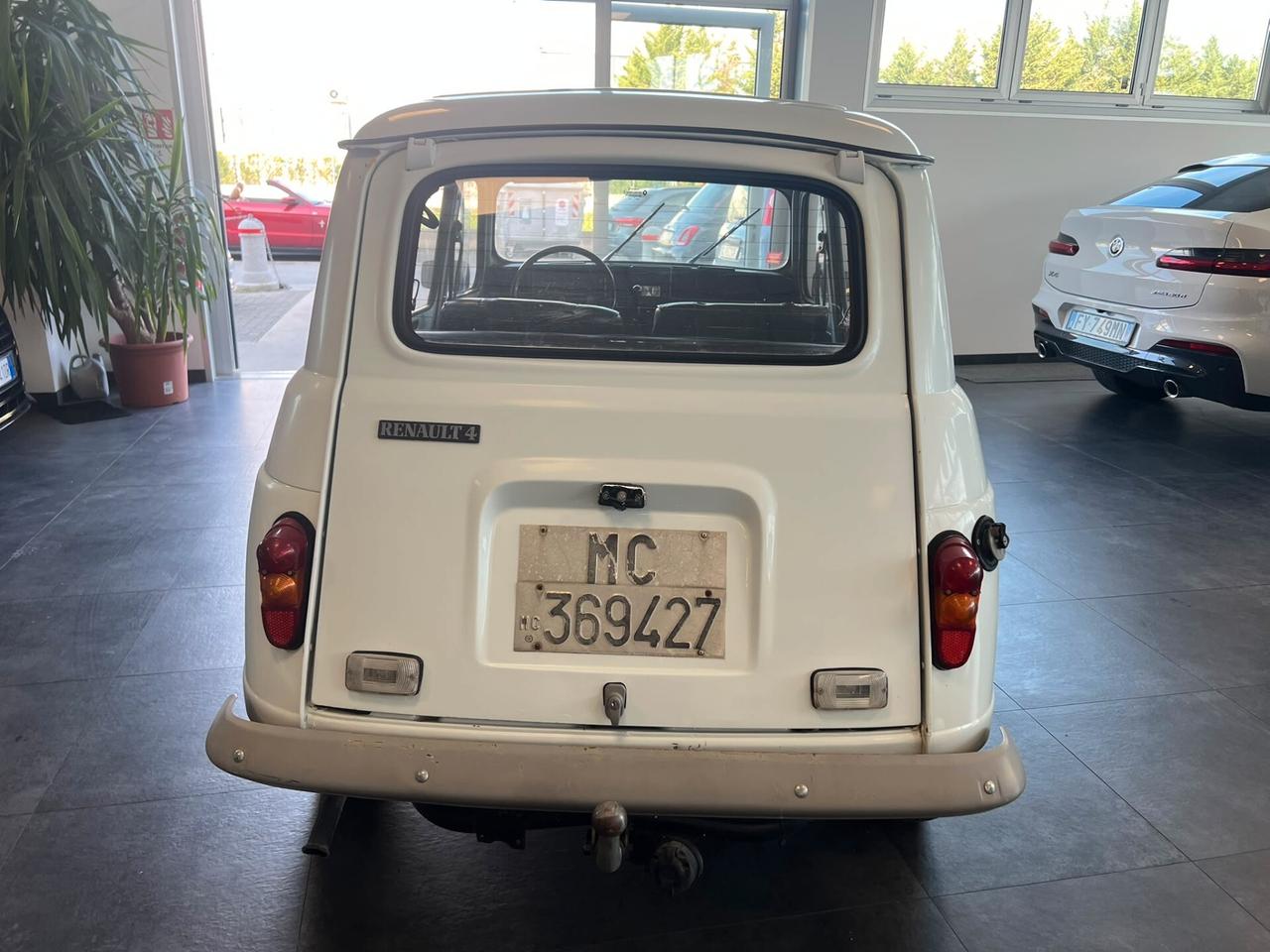 Renault R 4 950