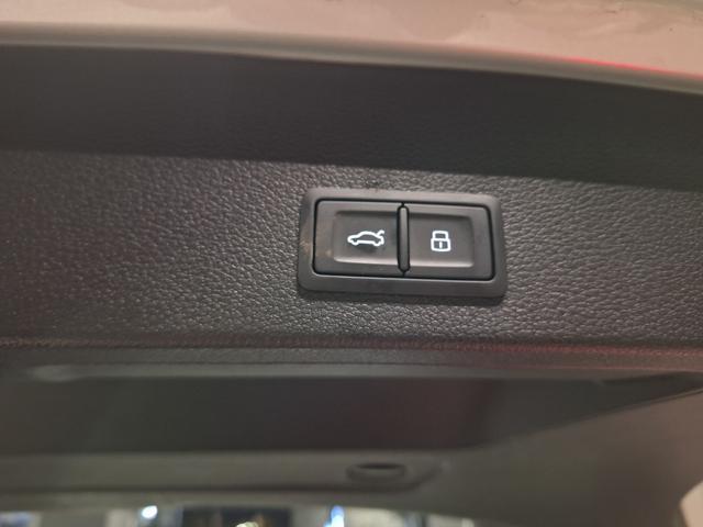 AUDI Q2 30 TDI S tronic S line Edition