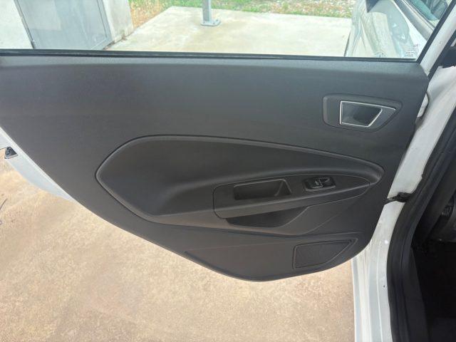 FORD Fiesta 1.0 80CV 5 porte Titanium PRONTA CONSEGNA