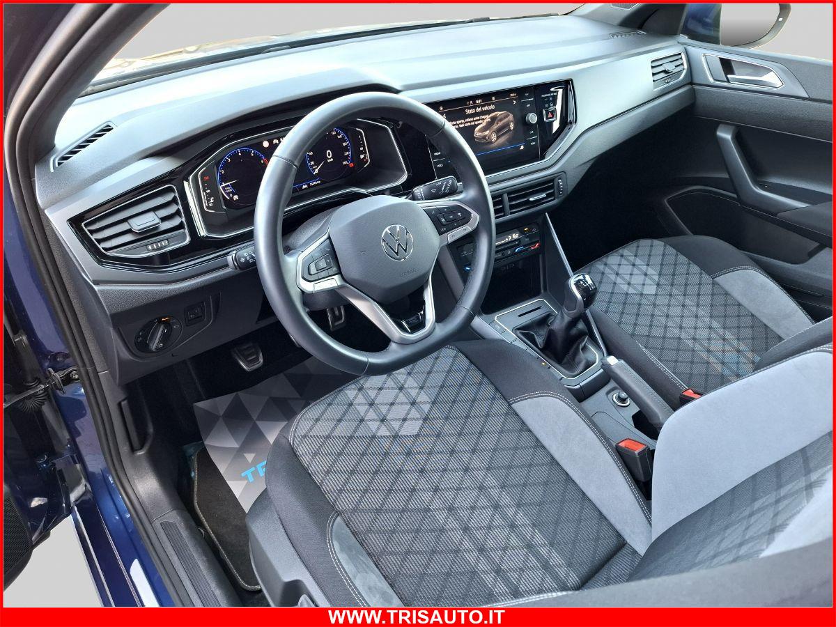 VOLKSWAGEN Taigo 1.0 TSI R-line NEOPATENTATI (TETTO APRIBILE)
