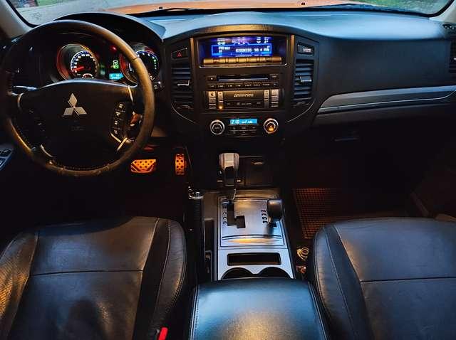 Mitsubishi Pajero 5p 3.2 CR Instyle auto 5 porte automatica