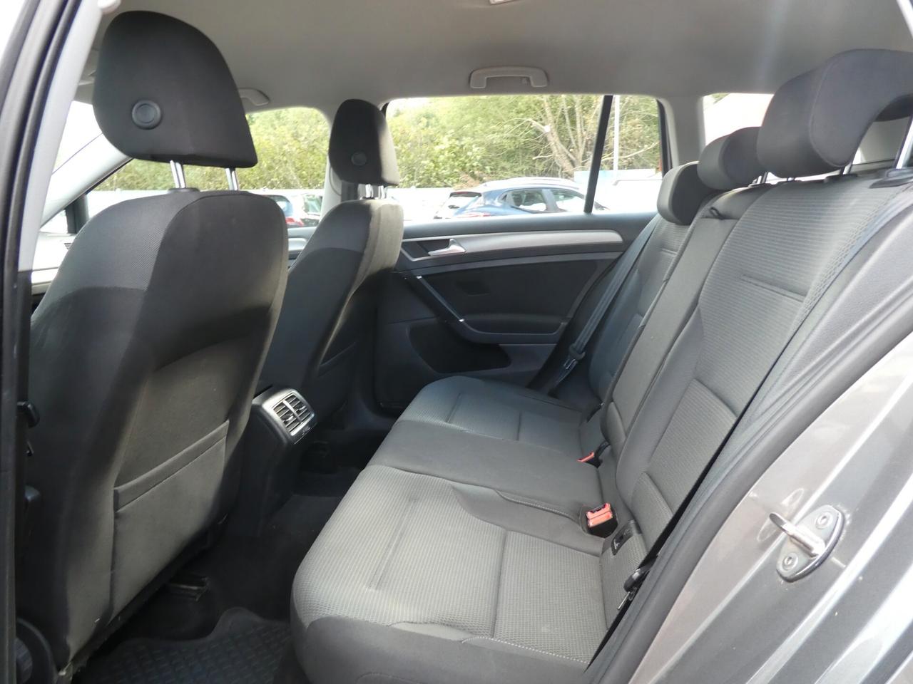 Volkswagen Golf Variant 1.6 TDI 105 CV DSG Comfortline ok neopatentati