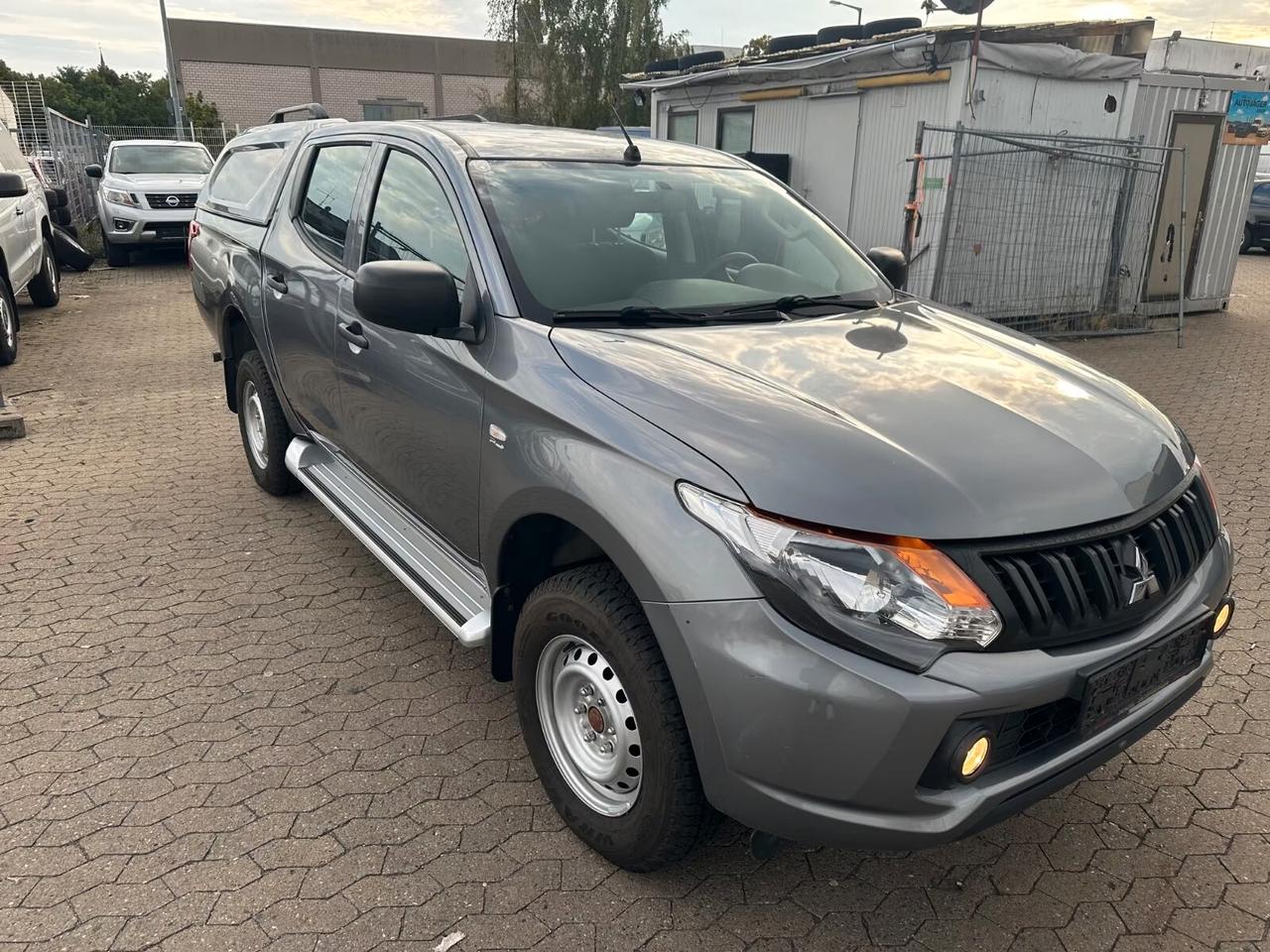 Mitsubishi L200 2.4 DI-D/154CV Double Cab Invite