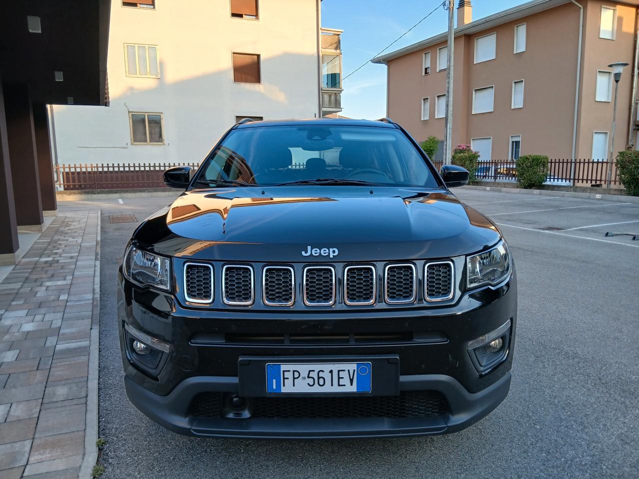 Jeep Compass 1.6 Multijet II 2WD Longitude Full Optional tua a € 199 mese