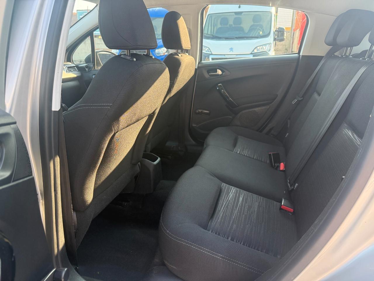 Peugeot 208 PureTech 68 5 porte Active