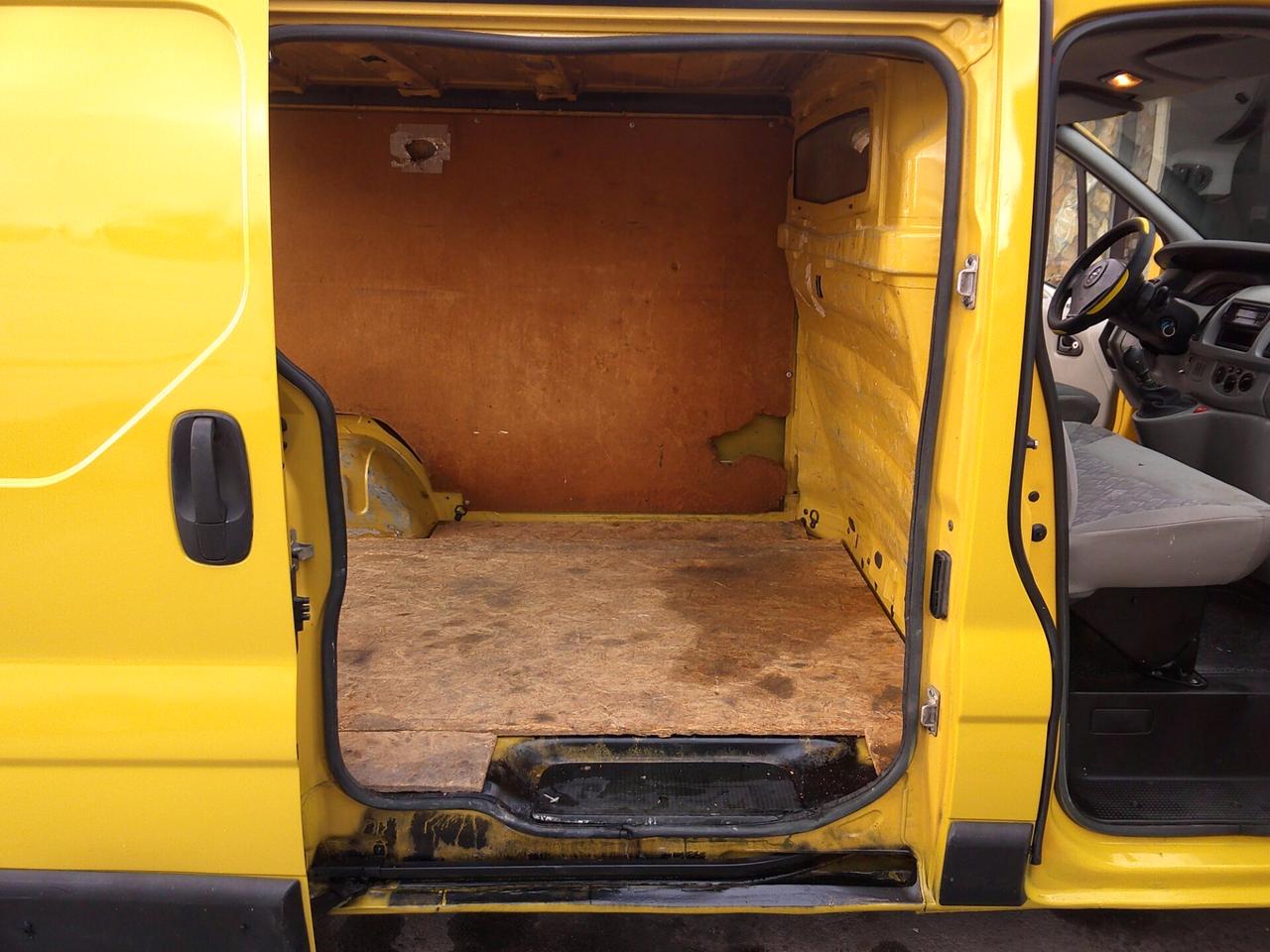 Opel Vivaro 27 1.9 CDTI/100CV PC-TN Furgone 05