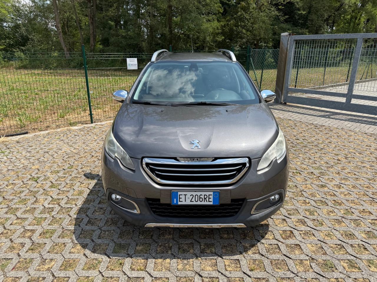 Peugeot 2008 1.2 VTi 82CV Cerchi*Navi*Pelle*Sensori