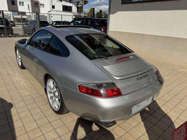 PORSCHE 996 911 Coupe