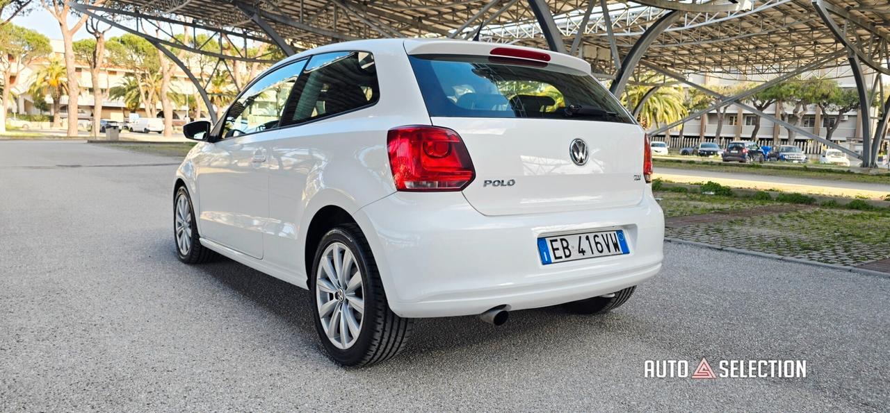 Volkswagen Polo 1.6 Tdi. (Ok.Neopatentati)