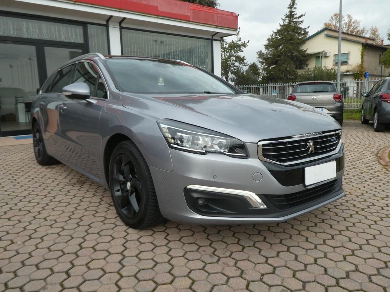 Peugeot 508 BlueHDi 180 EAT6 S&S SW Allure