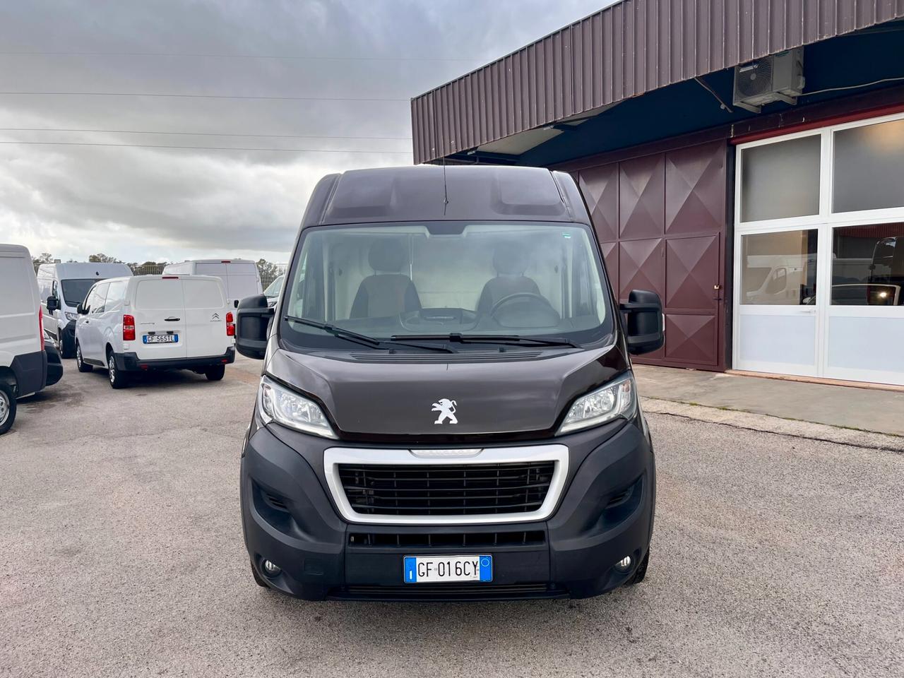 Peugeot BOXER 330 2.2 BLUEHDI 140 CV S&S L2H2 E6D