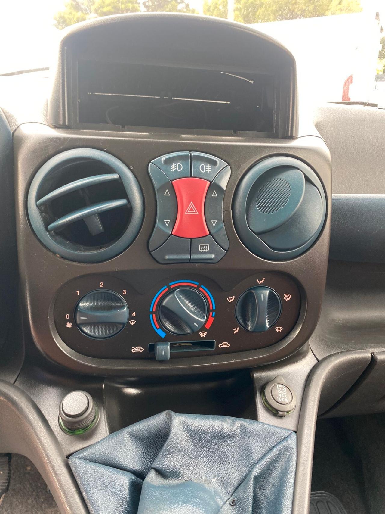 Fiat Doblò Isotermico 1.9 JTD – Isotermico