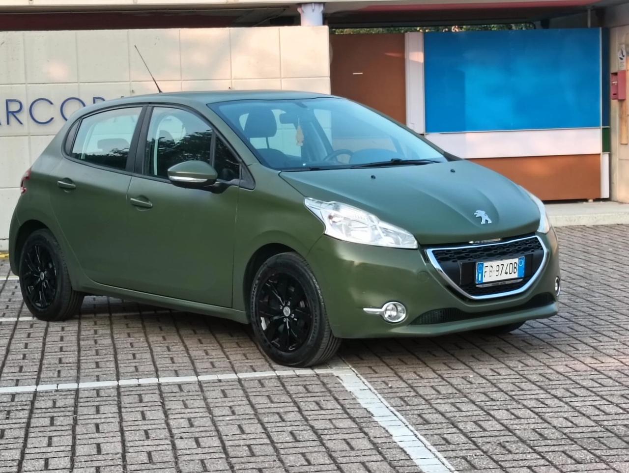 Peugeot 208 2015 1.4 HDI Diesel Cell: 3201471147