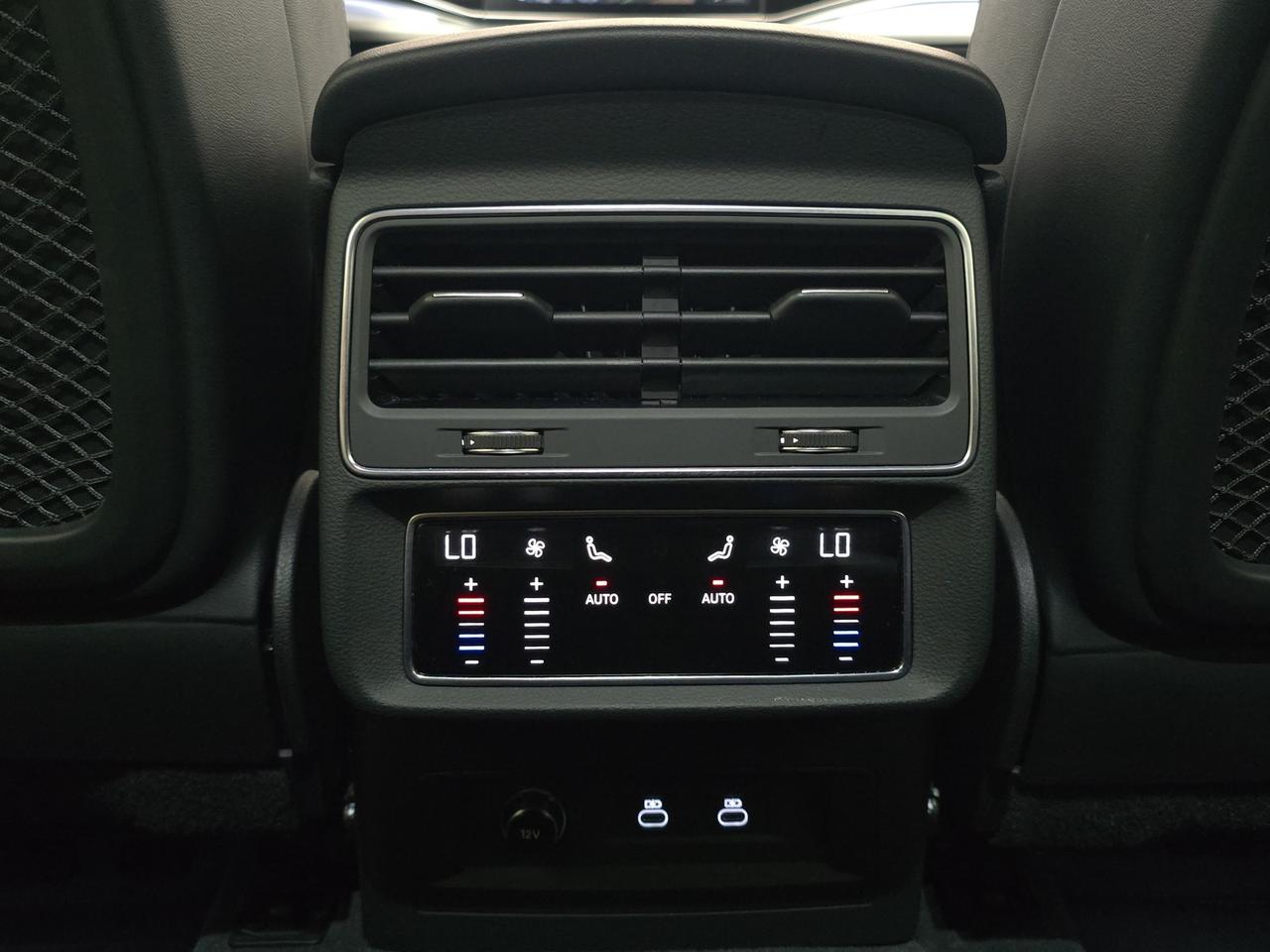 Audi Q8 45 3.0 tdi mhev sport quattro tiptronic