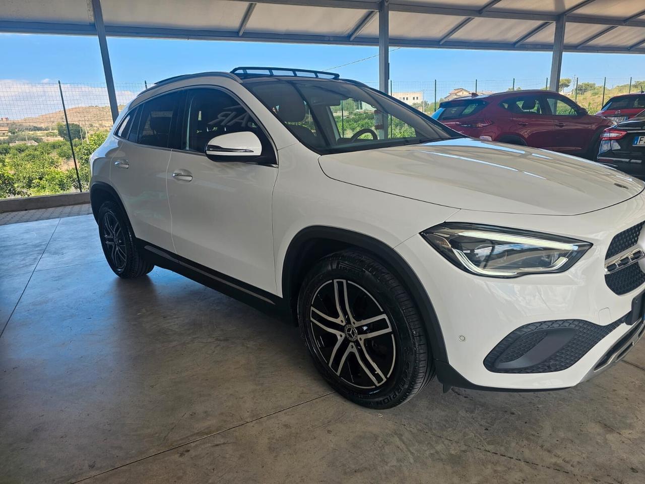 MERCEDES GLA 200D 4MATIC SPORT PLUS