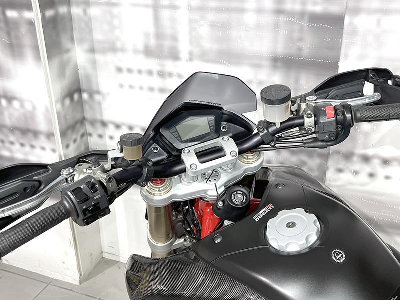 Ducati Hypermotard 1100 S