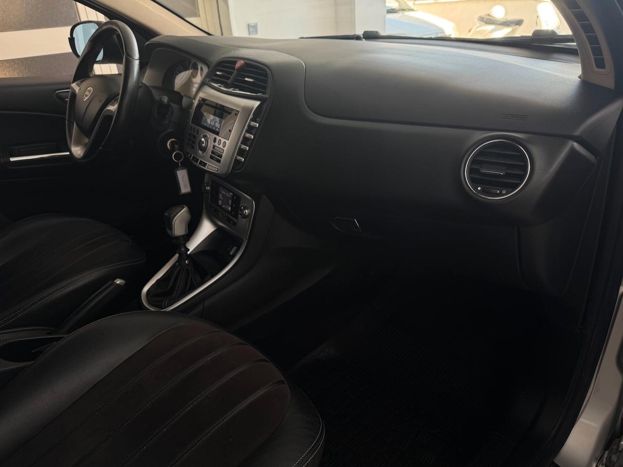 Lancia Delta 1.6 MJT DPF Gold