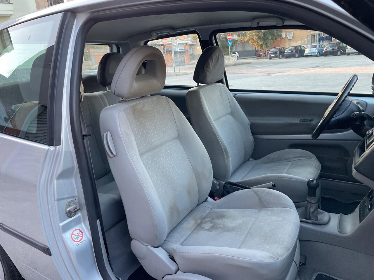 Volkswagen Lupo 1.0 d’epoca 150mila KM Ottima 2002