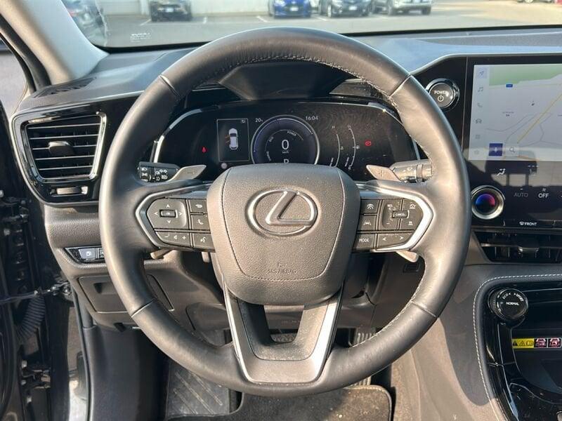 Lexus NX Hybrid Premium+ 4WD