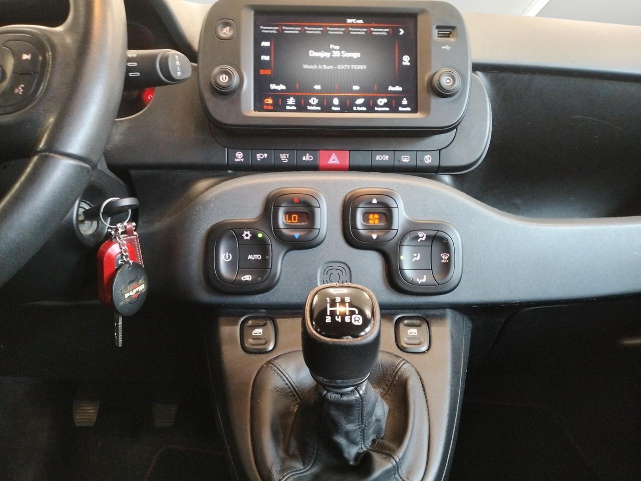 Fiat Panda 1.0 FireFly S&S Hybrid City Cross