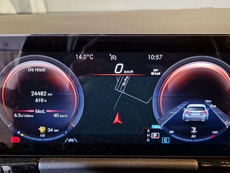 MERCEDES-BENZ GLA 200 d Automatic Business Extra