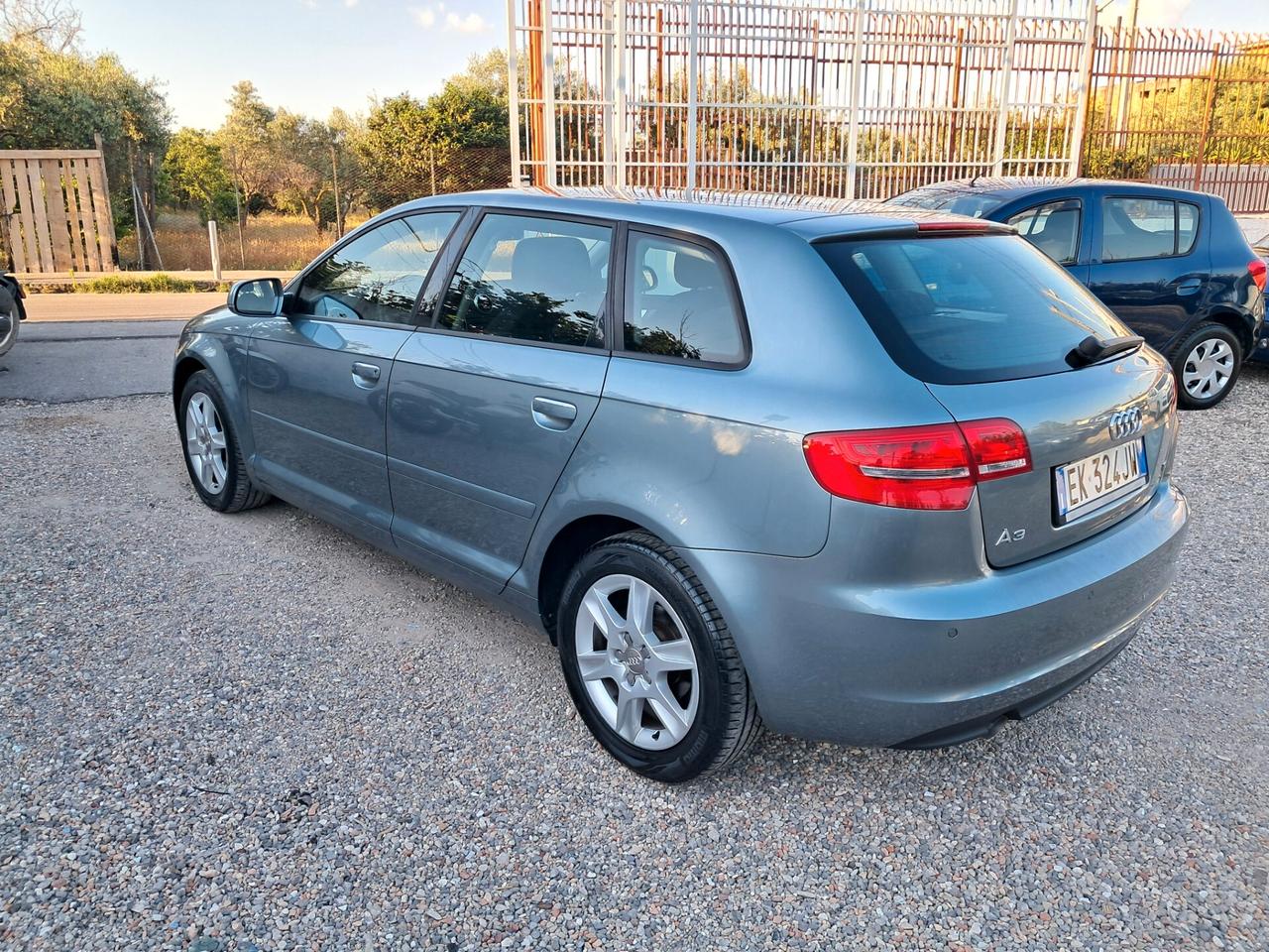 Audi A3 Sportback 1.6 TDI 90 CV Attraction