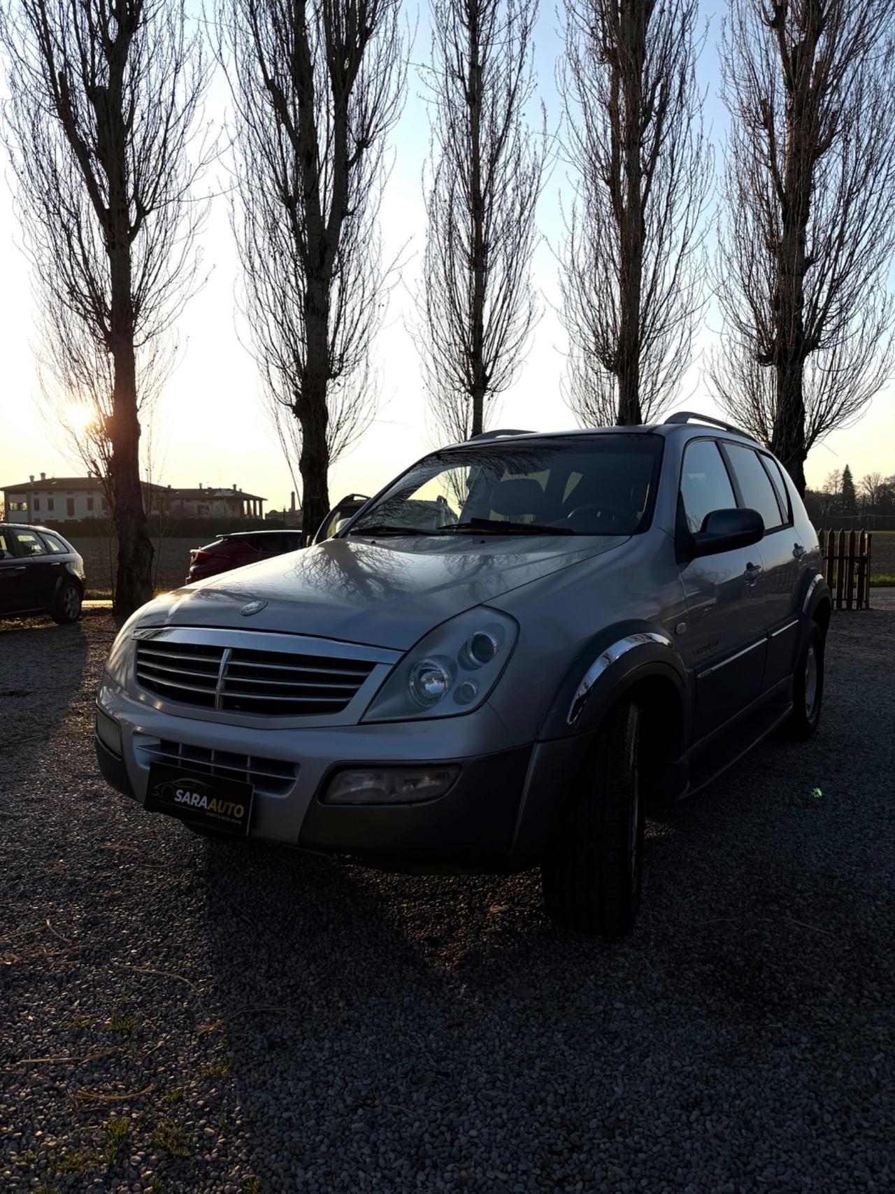 Ssangyong REXTON II 2.7 XDi TOD Premium 2