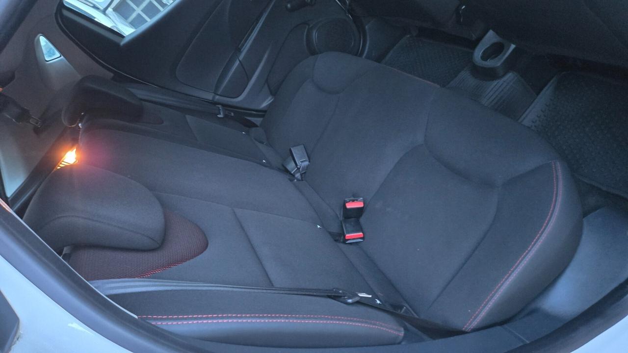 Renault Clio dCi 8V 75CV Start&Stop 5 porte Energy