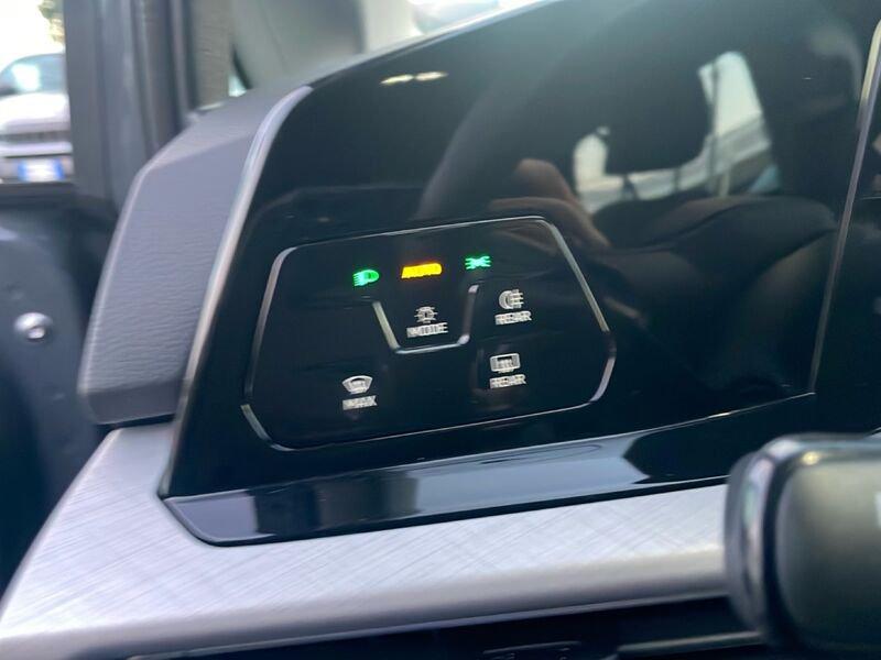 Volkswagen Golf VIII 2020 1.0 etsi evo Life 110cv dsg